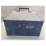 Metal tool box