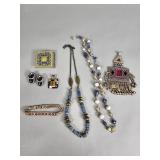 Vintage jewelry: necklaces (one Cookie Lee), b