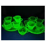 11pc depression glass sugar/creamer, platters