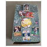 1992 Fleer Ultra Series 1 baseball card box