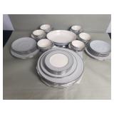 Flintridge China dishware set