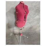 Ajustable female mannequin