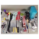 Box of misc. kitchen items