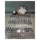 Box of misc. flatware, Wedgewood egg and Fitz