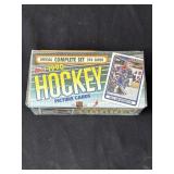 1990 Factory sealed Topps hockey card set