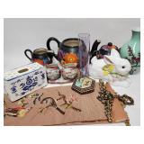 Vintage ceramic & porcelain lot