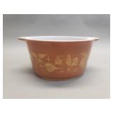 Vintage Pyrex bowl