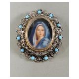 800 silver brooch depicting a signed hand painted