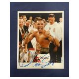 Oscar De La Hoya signed 8 x 10 photo in blue