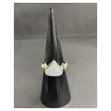 Vintage sterling silver ring with white cabochon