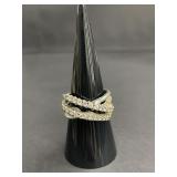 Vintage sterling silver ring with cubic zirconia