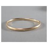 14k gold (Italy) hinged  bangle bracelet