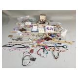 Miscellaneous costume jewelry, jewelry parts and