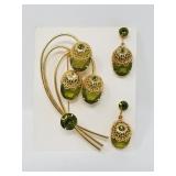 Vintage signed Sarah Coventry brooch & earring set