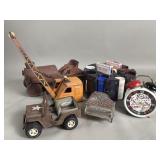 Group of vintage items