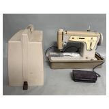 Vintage Singer fashion mate sewing machine