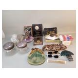 Group of miscellaneous vintage purses,