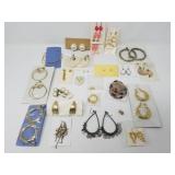 Lot of vintage costume jewelry