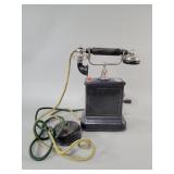 K.T.A.S. hand crank magneto telephone (Denmark)