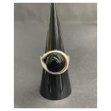 Vintage sterling silver and black onyx ring