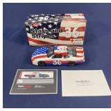 2001  diecast replica Stars and Stripes 1:24 scale