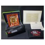 Box of miscellaneous porcelain ashtray,