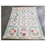 Vintage Dresden plate quilt