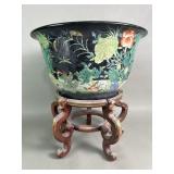 Vintage Chinese famille noire porcelain planter