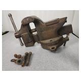 Vintage Erie Tool Works Superior No44 vise