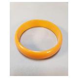 Vintage butterscotch bakelite bangle bracelet