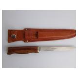 Sharp Knife w/Shealth