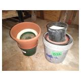 Flower pots lot