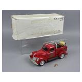 Golden Diecast 1940 Ford FDNY Fire Truck Bank