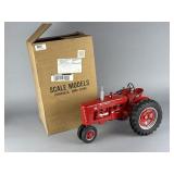 Scale Models 1/8 Die-Cast McCormick Deering