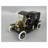 GearBox Die-Cast 1912 Ford Model T Transport Wagon