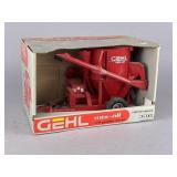 ERTL GEHL 170 Grinder Mixer 1/16 Scale Limited