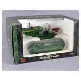 ERTL Oliver HG Crawler Die-Cast Tractor 1/16 Scale