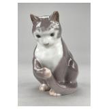 Bing & Grondahl Figurine Sitting Cat 1553