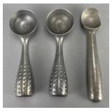 Scoop-Rite Metal Scoops, Set of 3