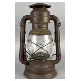 Dietz M-12 D-Lite Metal Lantern, 1918 Patent