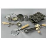 Wood & Metal Kitchen Utensils