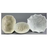 Creamware Grapevine Relief Dishes