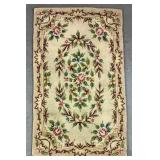 Victorian Cottage Style Rug 4ï¿½5ï¿½ x 2ï¿½8ï¿½