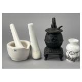 Royal Porzellan Vase, Mortar & Pestle, Cast Stove
