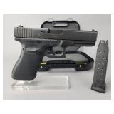 Glock 21 .45 Auto Pistol in Case