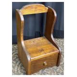 Oak Shoeshine Stand With Drawer