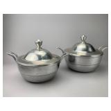 Pair of Wilton Tureens With Ladles