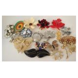 Lot of 20 Assorted Costume Jewelry Brooches