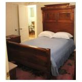 Victorian Walnut High Back Full Size Bed