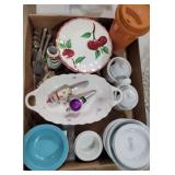 Box lot porcelains & etc